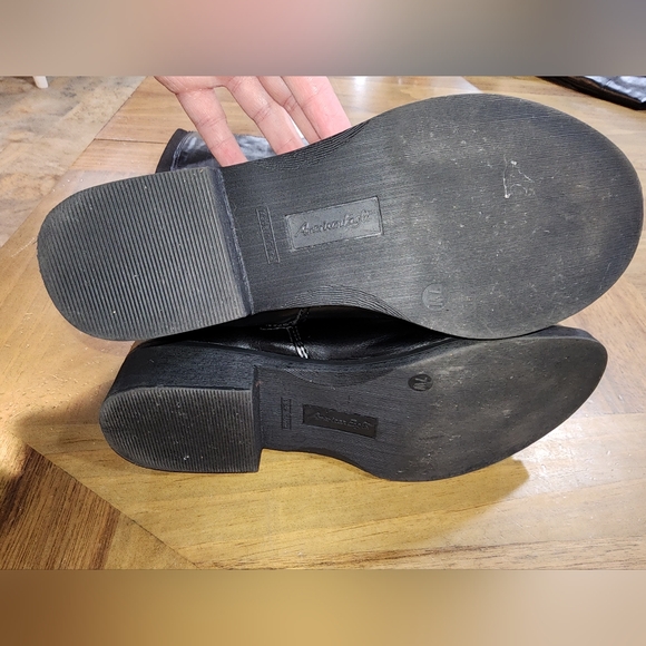 American Eagle Tall Riding Black Boots Sz 7 W Faux Leather Side Zip Buckle - Picture 14 of 14